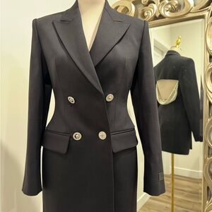 Elegant Black Double-Breasted Women's Jacket
